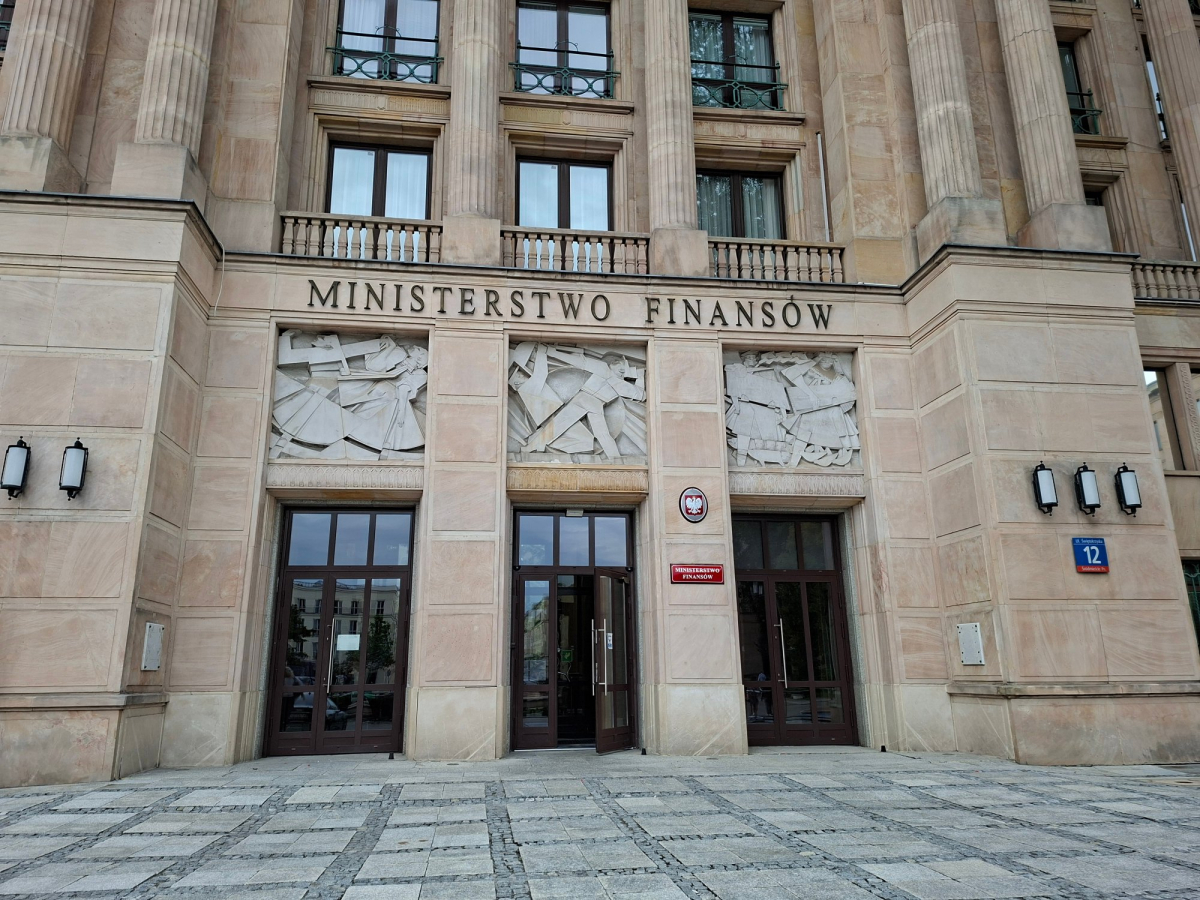 zwrot podatki decyzje sądy mf