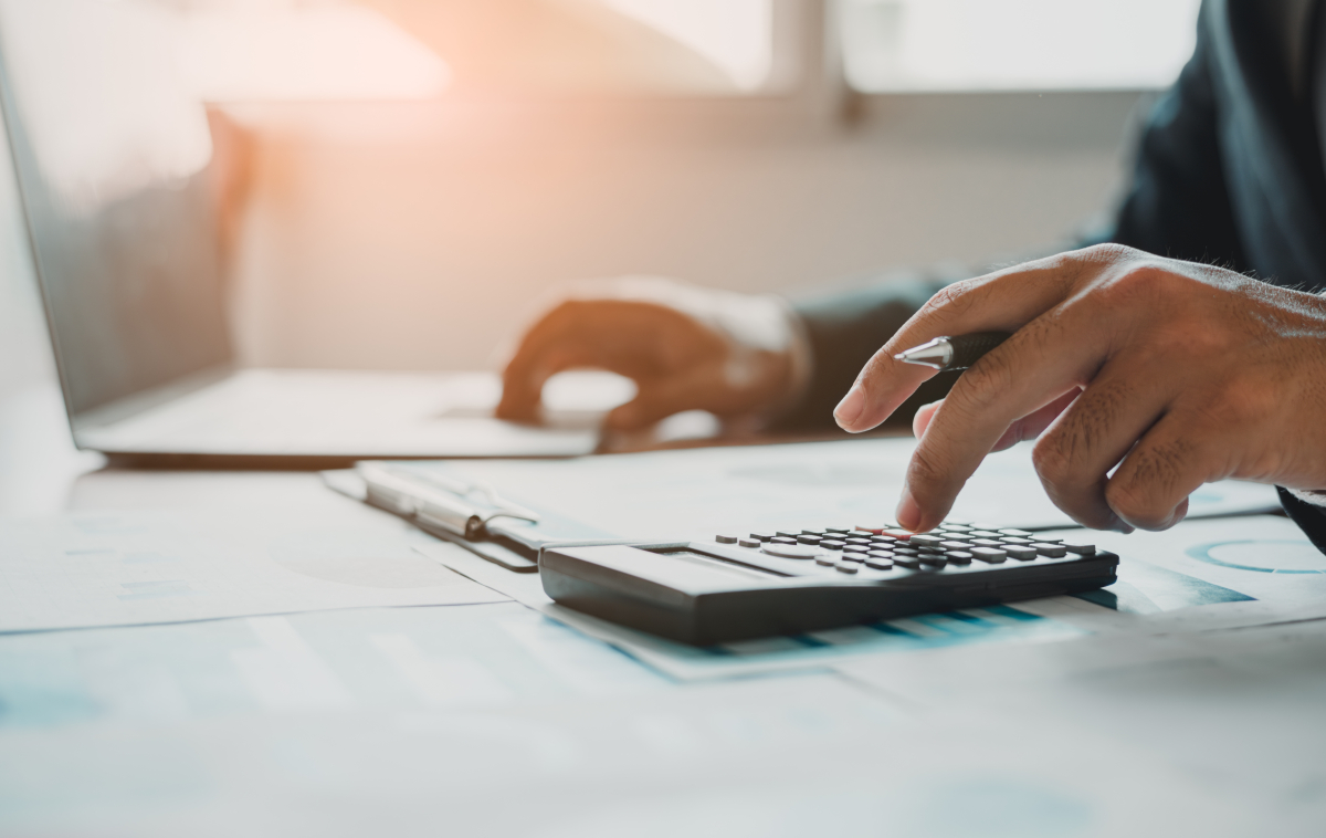 skarbnik, pracownik, wynagrodzenie