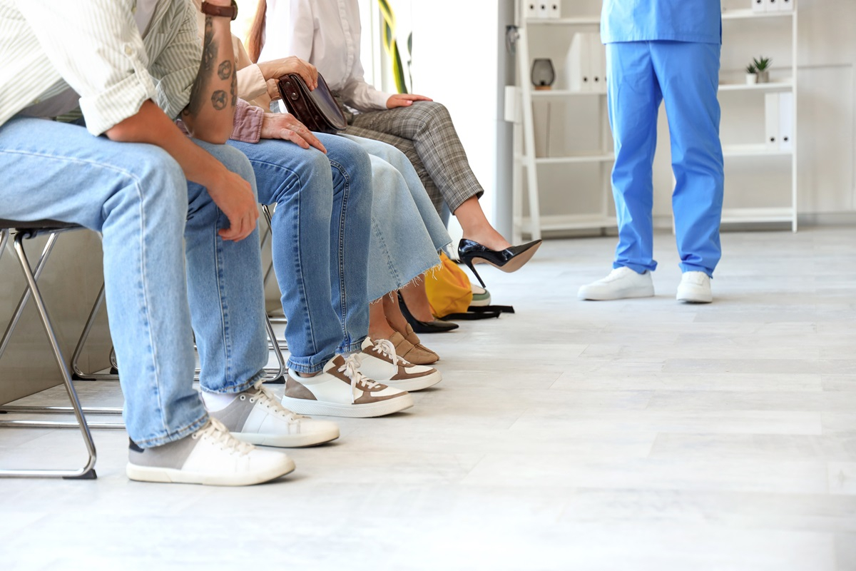 Nowe prawo wydłuży kolejki na badania NFZ? Mniej korzystne zasady dla tomografii, rezonansu, kolonoskopii i gastroskopii