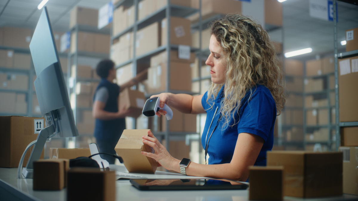 Koniec tanich zakupów z Chin? Nowe opłaty uderzają w e-commerce