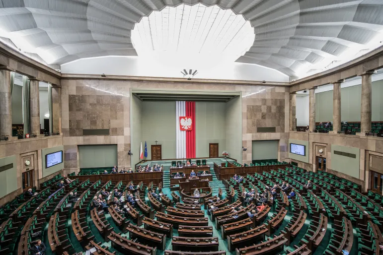 Zmiany w CIT i przedłużenie Tarczy antyinflacyjnej uchwalone przez Sejm