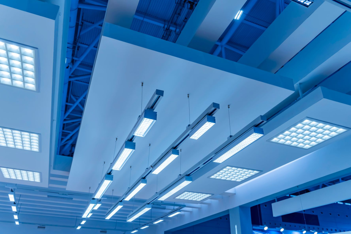 oświetlenie LED, energia elektryczna