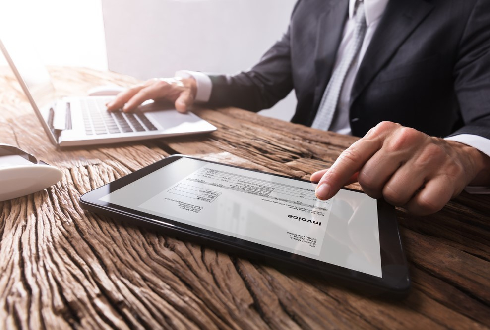 Faktura korygująca: Czy można zmienić dane nabywcy na zupełnie inny podmiot?