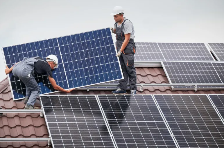 Problemy z fotowoltaiką. Skargi dotyczą zmian systemu rozliczania energii