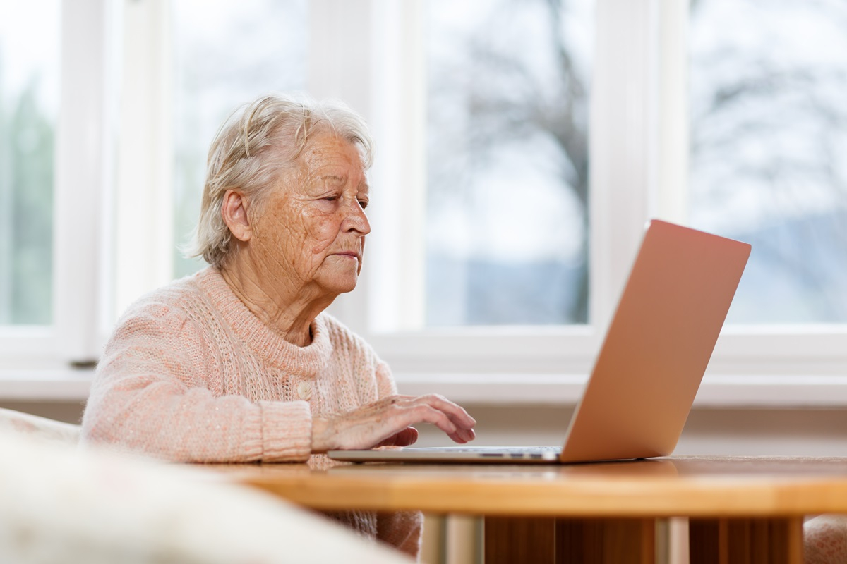 Emerytury czerwcowe: ZUS wysyła pisma w marcu i kwietniu 2026 r. Emeryci otrzymają średnio 170 zł więcej