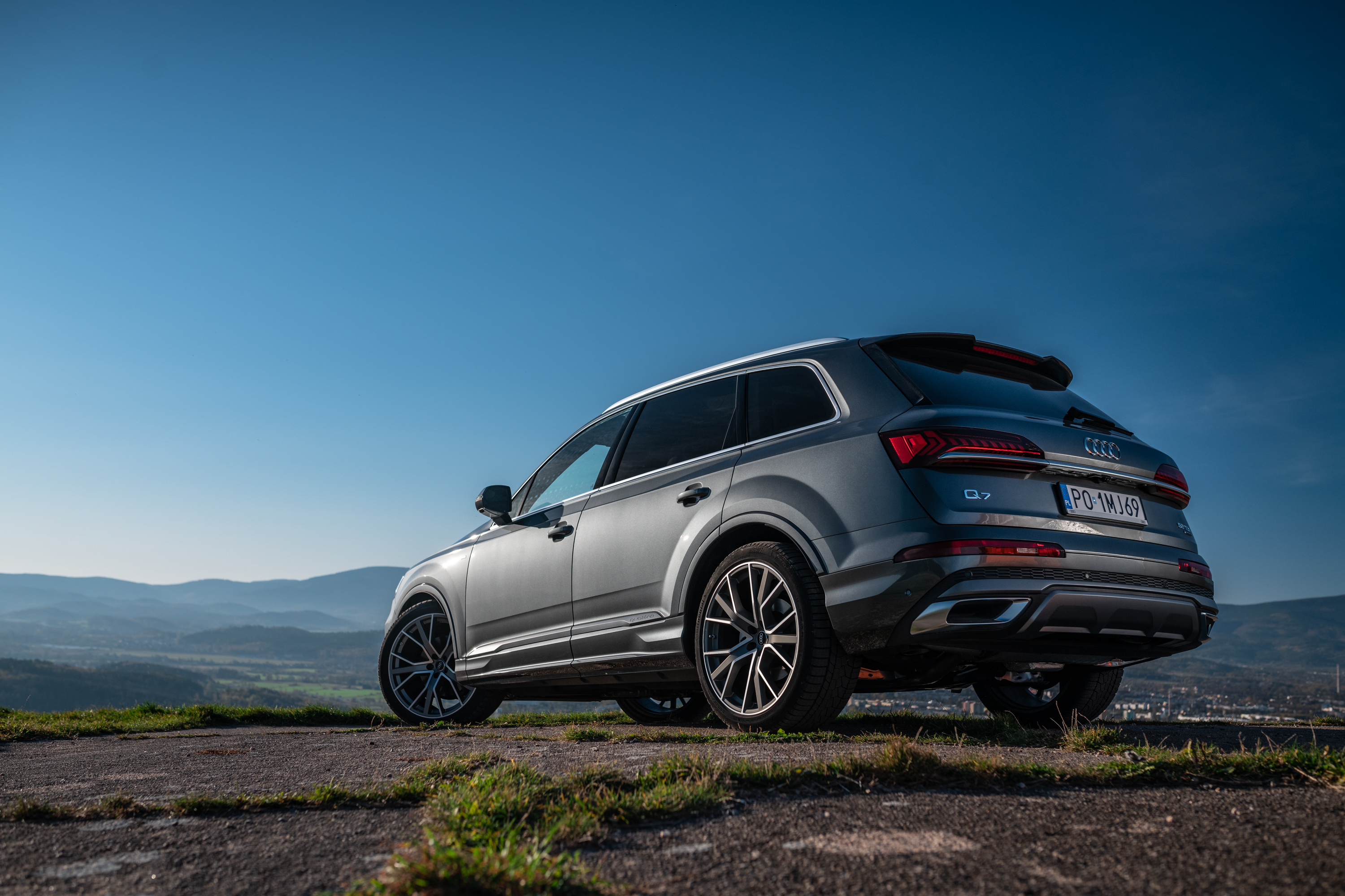 Pierwsza jazda: Audi Q7 - mocno technologiczny lifting