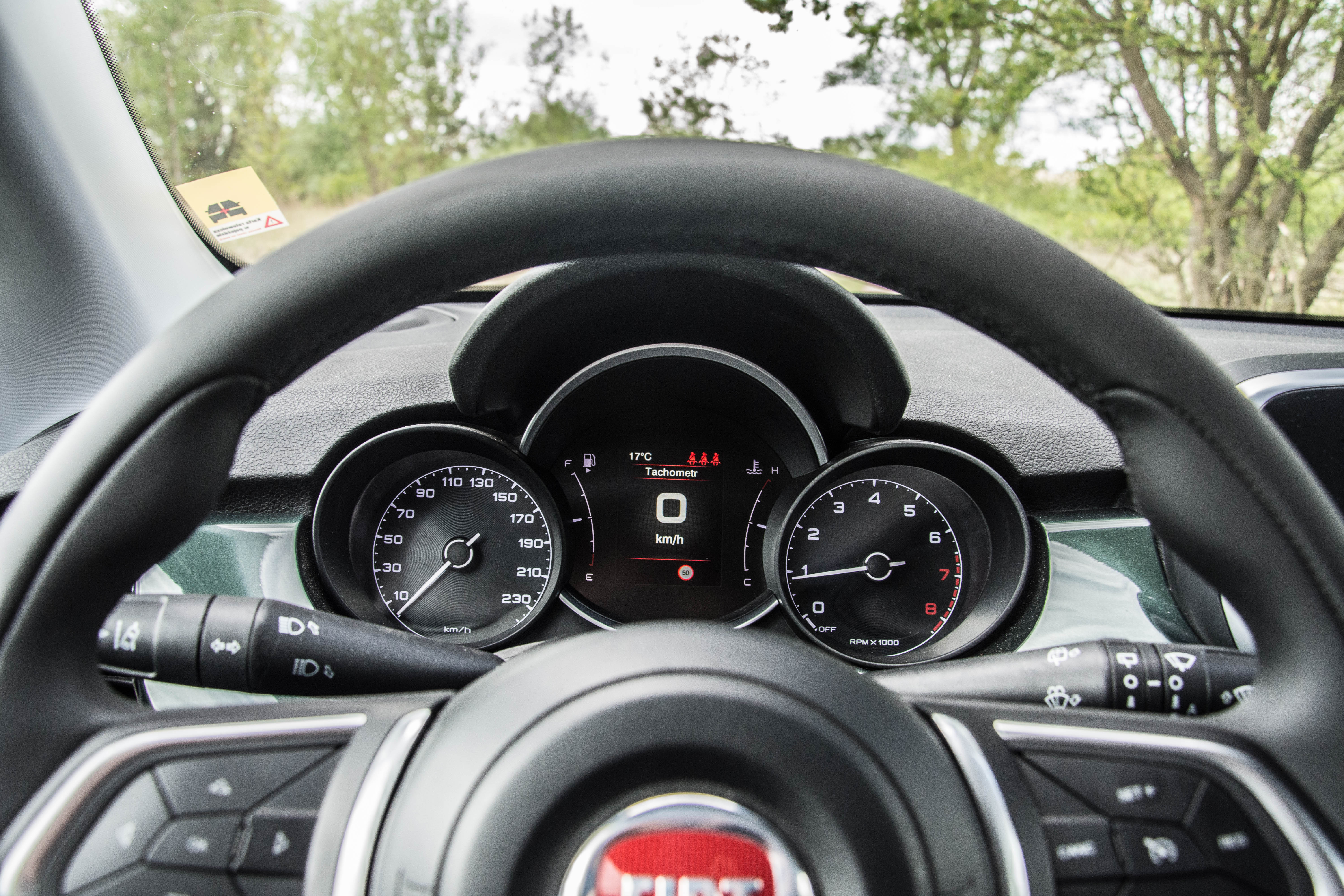 Test: Fiat 500X Cross FireFly Turbo 1.0 - urok z pewnością ma…