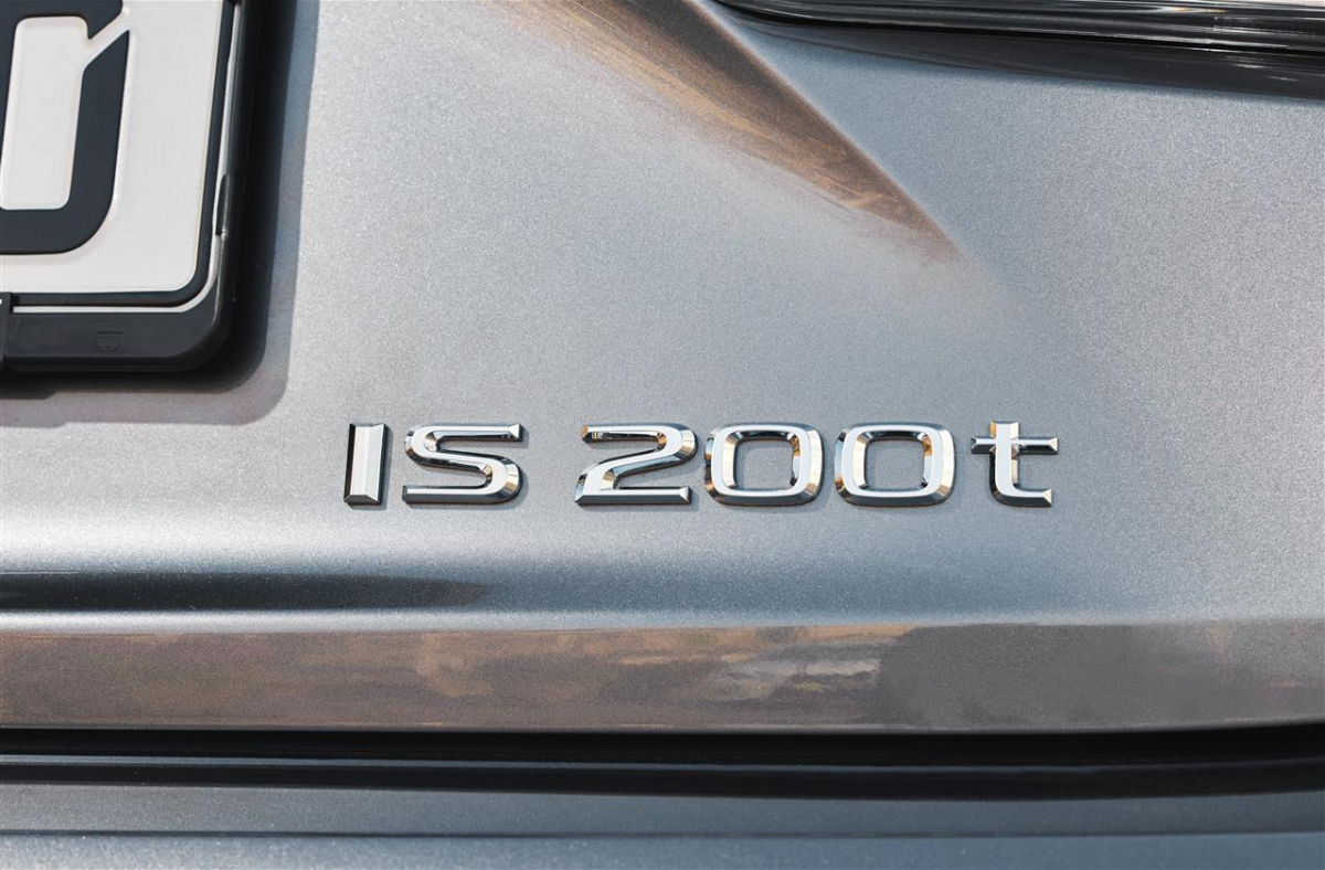 Nowy Lexus IS. Premiera zbliża się wielkimi krokami