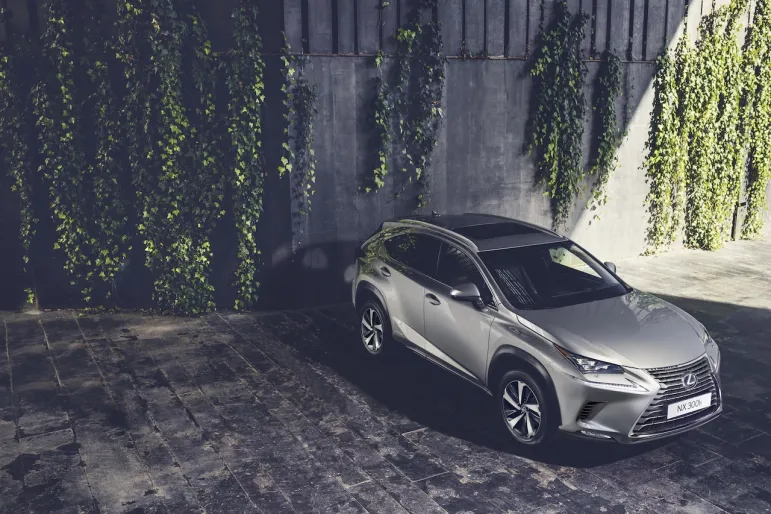 Lexus szykuje nowość. NX stanie się hybrydą plug-in!