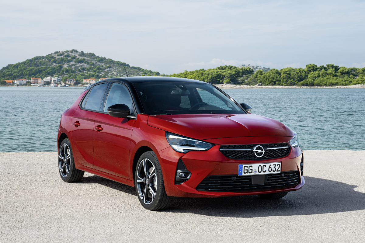 Opel Corsa Ultimate: małe auto, topowe wyposażenie