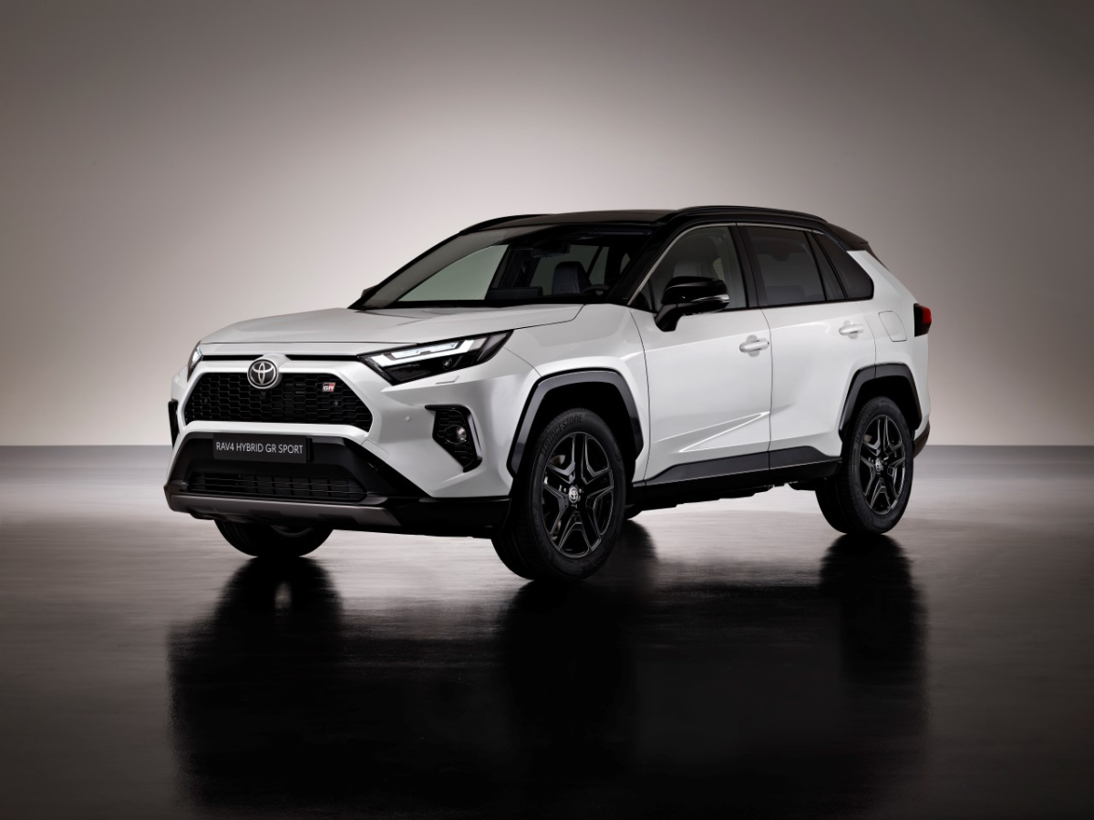 Toyota RAV4 GR Sport. Sportowy styl i zawieszenie