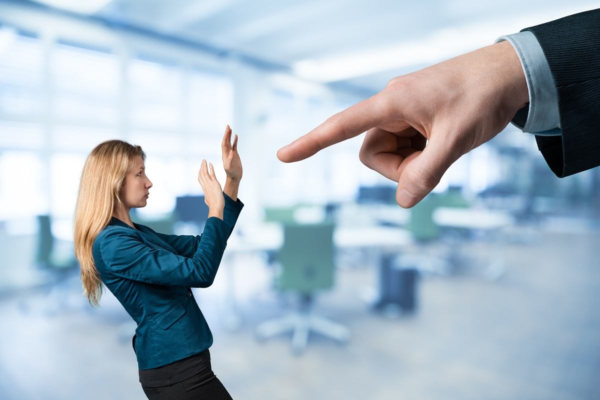 przymusowy urlop we wrześniu czy pracodawca może