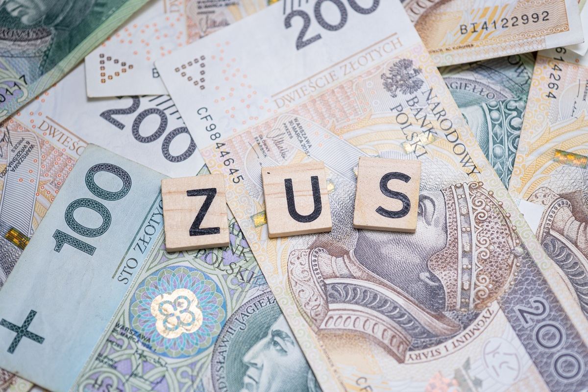 Nawet 4353 zł miesięcznie z ZUS na nowych zasadach. Ruszyły wypłaty dla kolejnej grupy Polaków