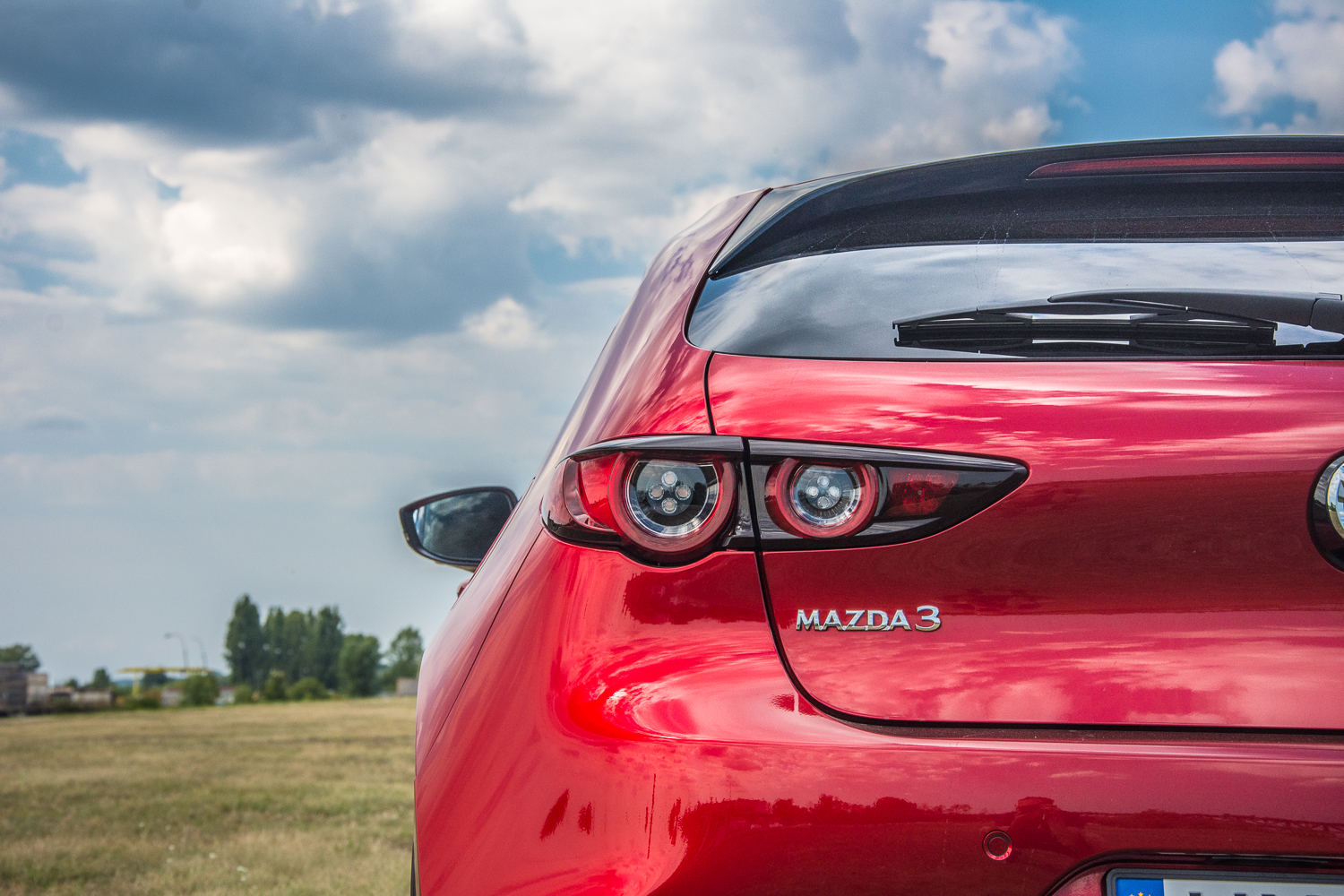 Test: Mazda 3 Hikari 2.0 Skyactiv-G - jest stylowa, ale nie… szybka