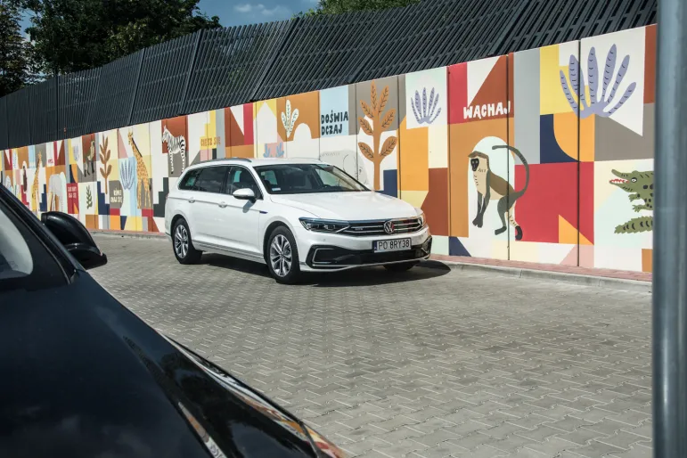 Volkswagen Passat GTE: test niemieckiej hybrydy plug-in