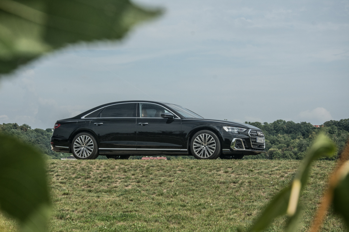 Test: Audi A8 L 60 TFSI. Bo luksus może być... intuicyjny!