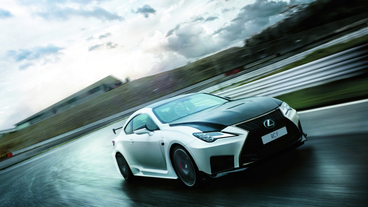Lexus RC F 2023. To już ostatki wolnossącej V-ósemki