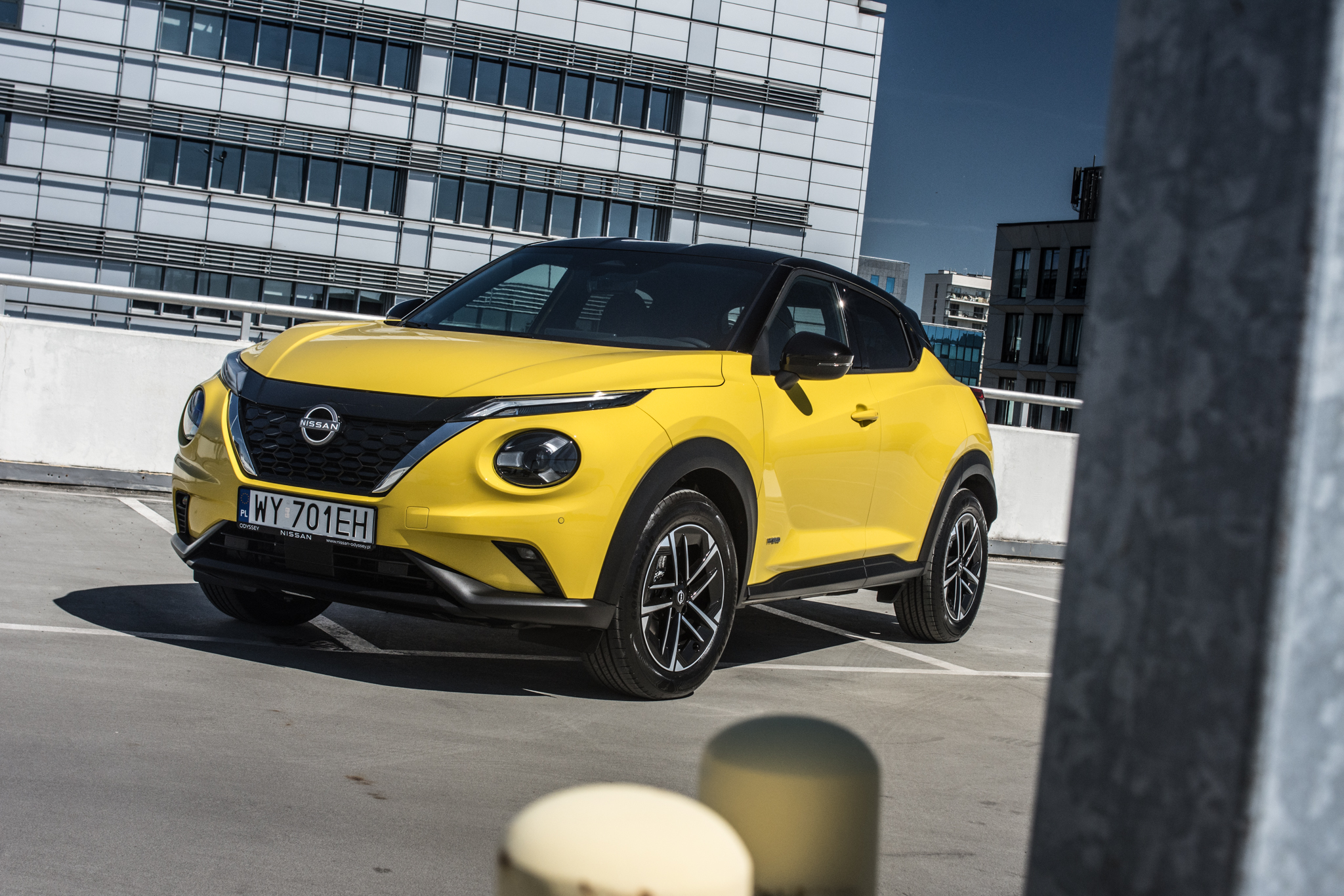 Nissan Juke po liftingu. Powrót żółtego lakieru to jedno. Zmieni się też technologia