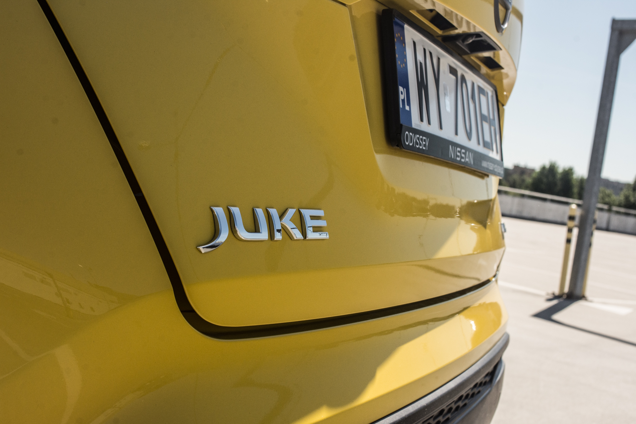 Nissan Juke po liftingu. Powrót żółtego lakieru to jedno. Zmieni się też technologia