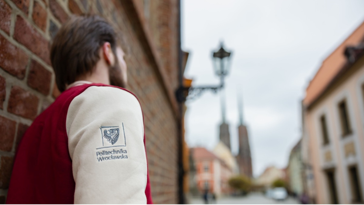 5 uczelni w Polsce, które dają najlepszy start na rynku pracy [Ranking]