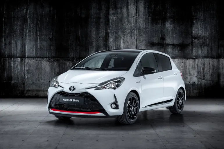 Toyota Yaris GR Sport - trochę sportowy, a trochę... hybrydowy