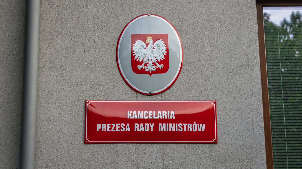 Weto prezydenta Karola Nawrockiego pokrzyżowało plany związane z programem SAFE. Premier Donald Tusk zaczyna realizację planu B