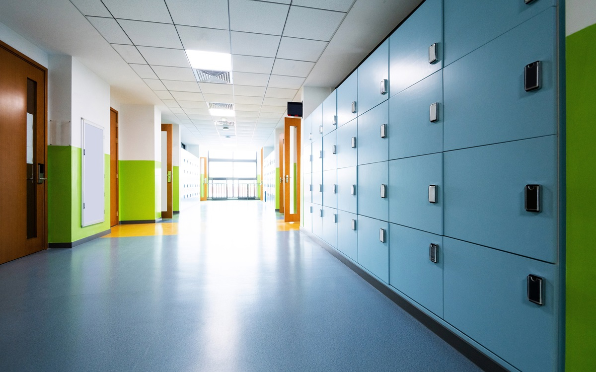 To zespół zarządzania kryzysowego, a nie dyrektor będzie zawieszał lekcje w szkołach?