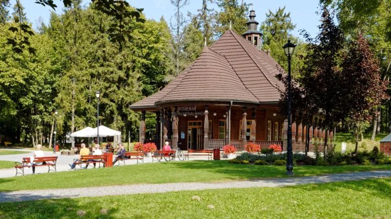 Wysowa Zdrój, uzdrowisko, sanatorium, wody mineralne, zdrowie