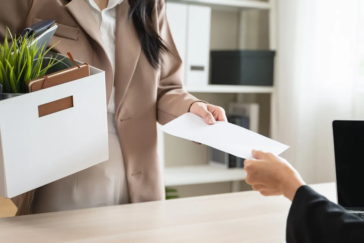 40% pracowników rezygnuje z pracy już w pierwszym miesiącu. Wnioski dla pracodawców