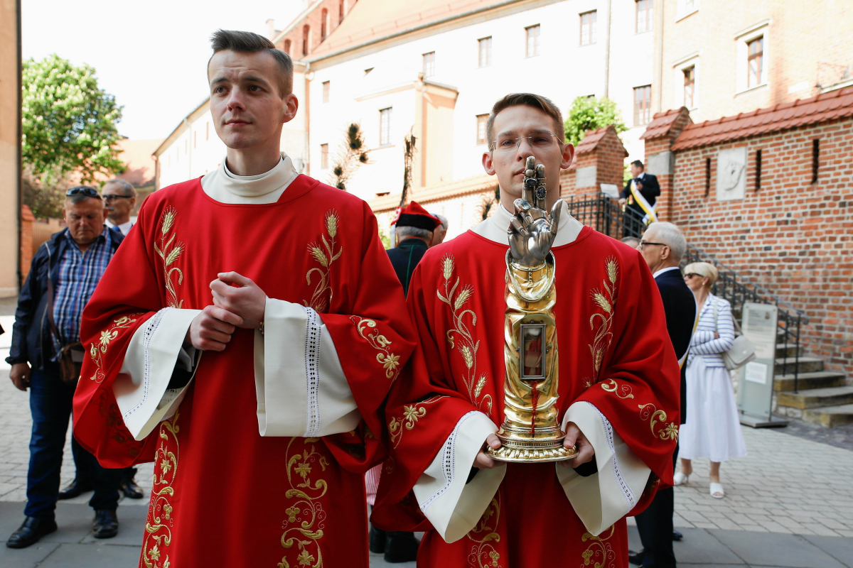 Procesja i msza św. ku czci świętego Stanisława w Krakowie