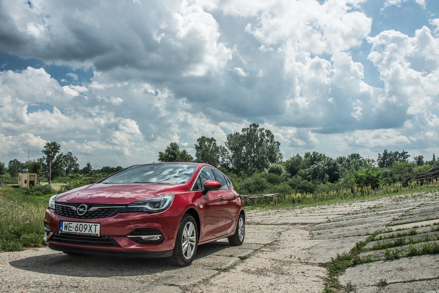 Opel Astra 1.2 Turbo 130 KM M6