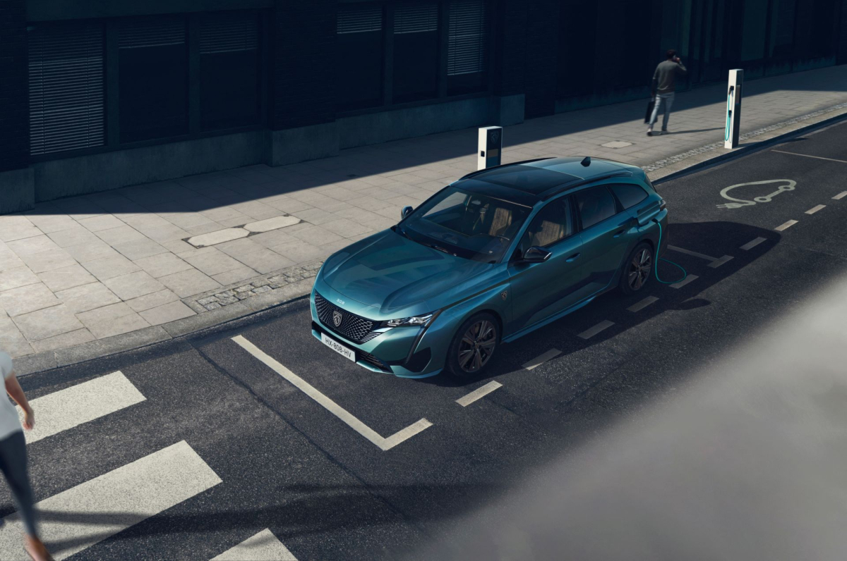 Nowy Peugeot 308 SW w Polsce. Znamy cennik francuskiego kombi!