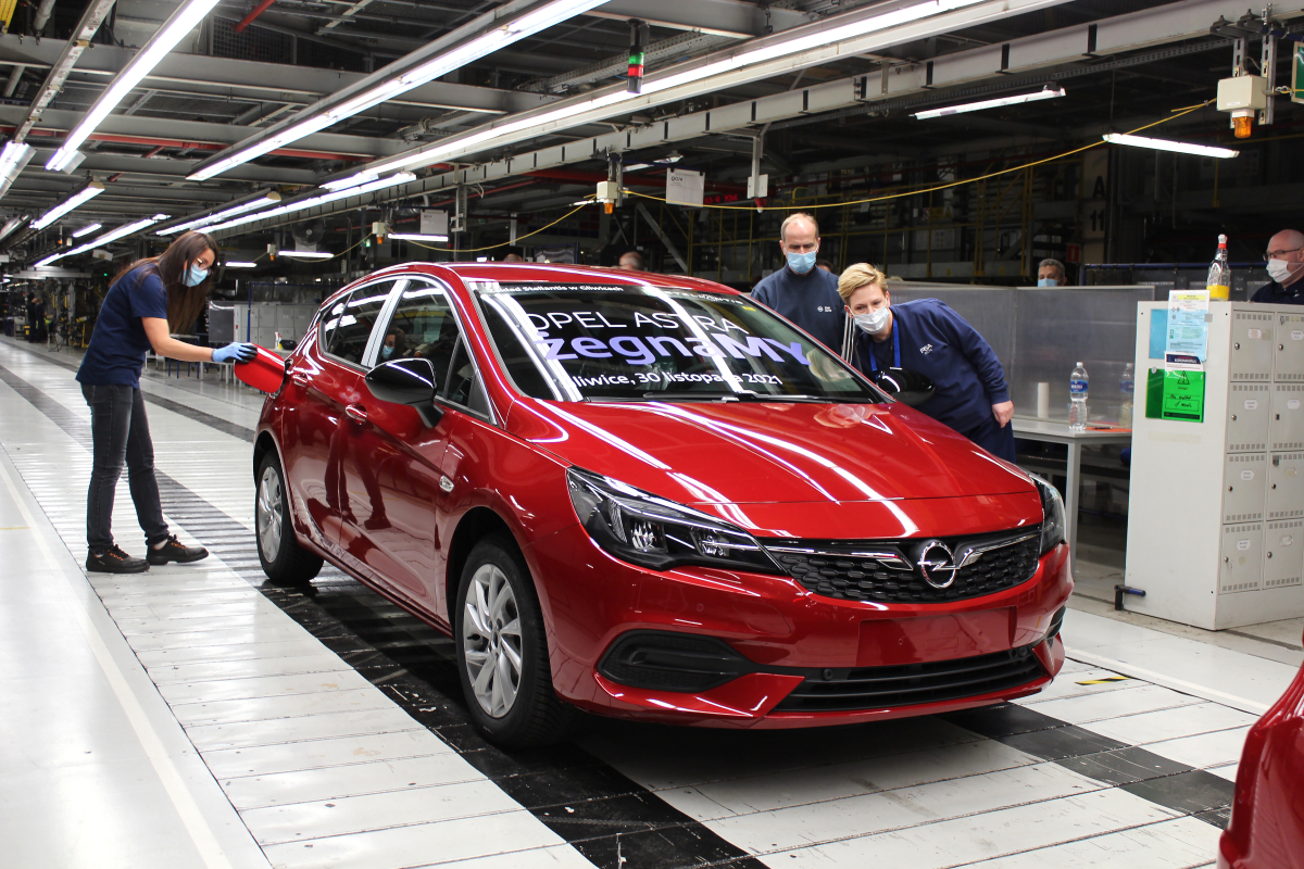 Opel Gliwice: zamknięcie fabryki? Ostatnia Astra wyprodukowana