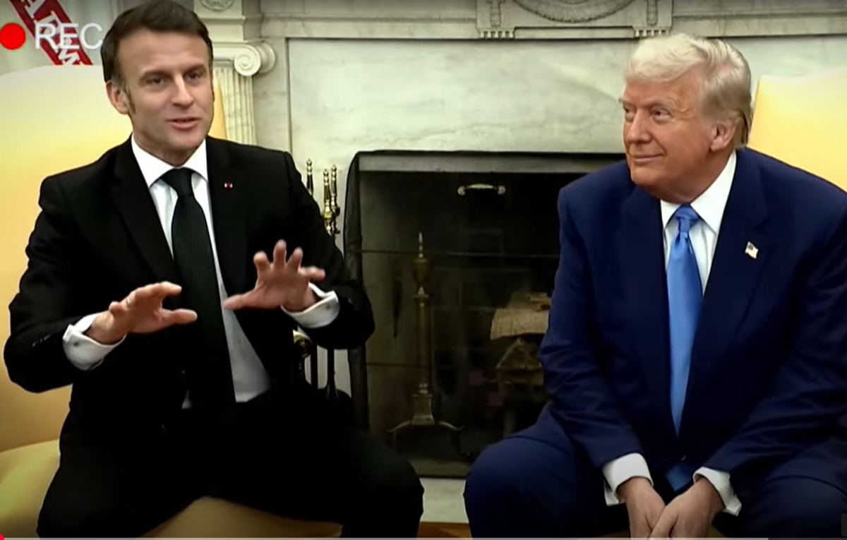 Donald Trump i Emmanuel Macron - spotkanie w Waszyngtonie 24 lutego 2025 roku