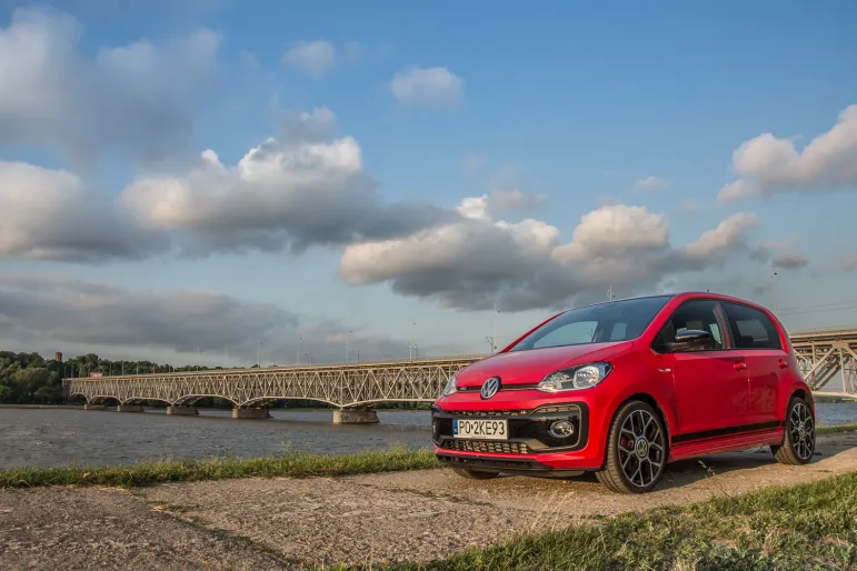 Test: Volkswagen Up GTI - stylistycznie Golf, dźwiękowo Mustang junior!