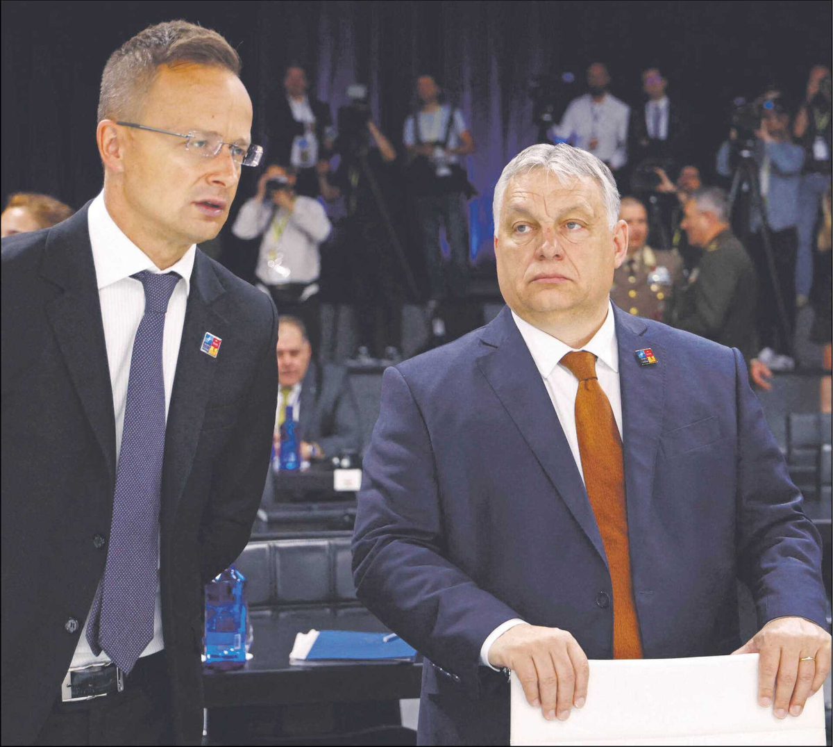 Węgierski minister spraw zagranicznych Péter Szijjártó i premier Viktor Orbán