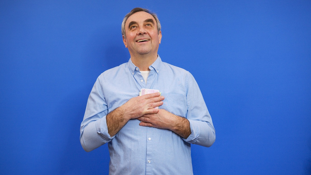 Emeryt i rencista może dorobić o 298,30 zł więcej od 1 marca 2026 r. ZUS nie obniży mu świadczenia