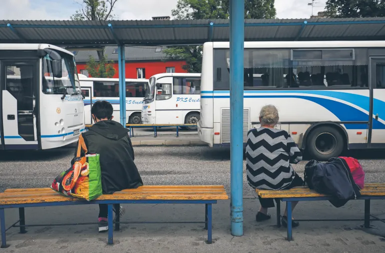 Wyższe stawki dopłat do przewozów autobusowych – nowelizacja ustawy z podpisem prezydenta