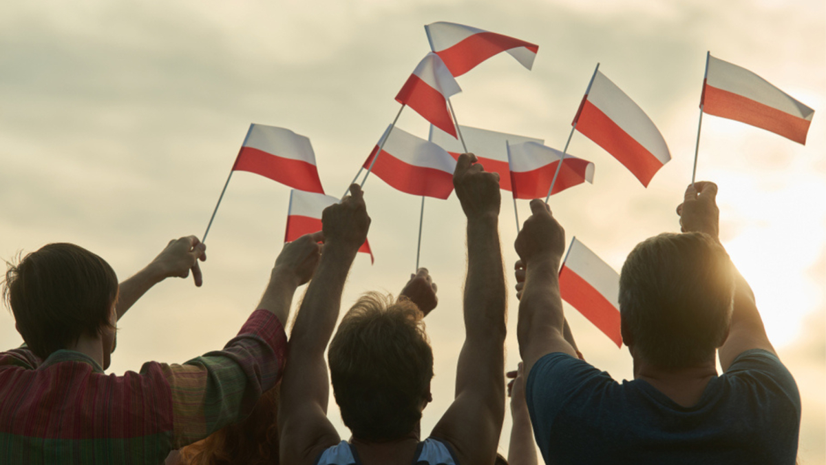 14 sierpnia i 28 grudnia 2026 to dni wolne od pracy. Premier Tusk zdecydował, zarządzenie jest w mocy. Kto zyska?