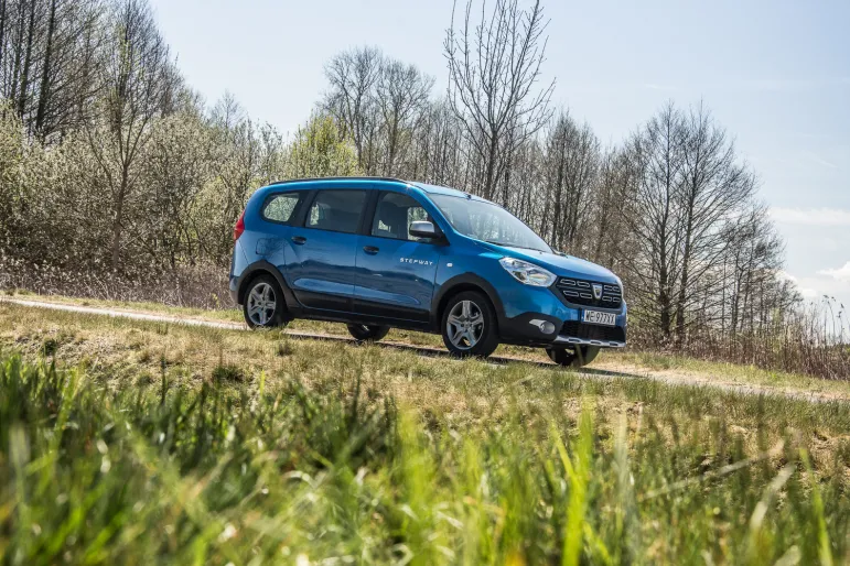 Test: Dacia Lodgy 1.3 TCe 130 KM Stepway - mało płacisz, skandalicznie mało!