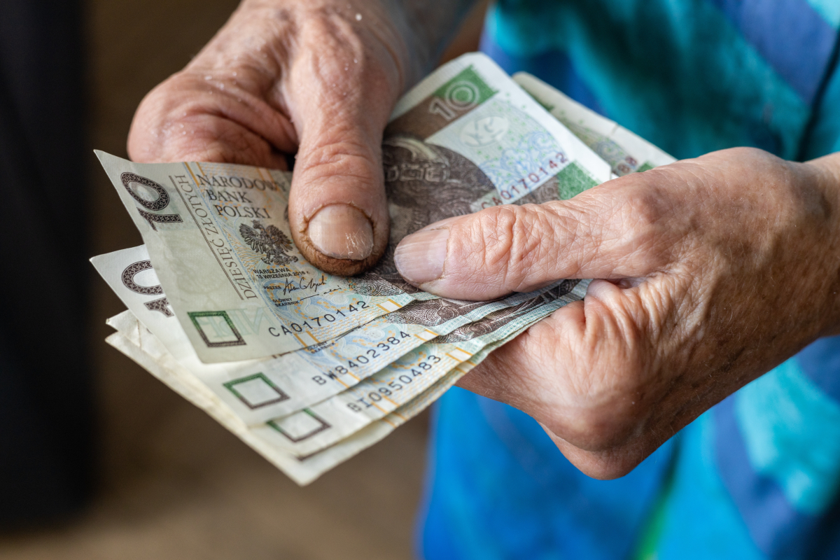 Jeden dokument załatwi Ci dodatkowe 400 zł do emerytury. Jaki wniosek złożyć?