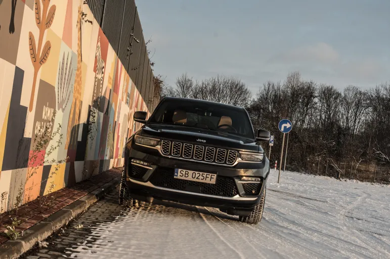 test Jeep Grand Cherokee 2023, Jeep Grand Cherokee 2023, nowy Jeep Grand Cherokee, Jeep Grand Cherokee 4xe, Jeep Grand Cherokee plug-in hybrid