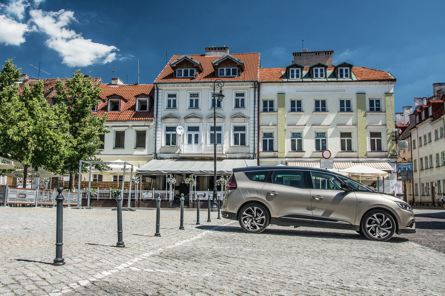 Test: Renault Grand Scenic Intens TCe 160 EDC - wiek nie zawsze oznacza doświadczenie!