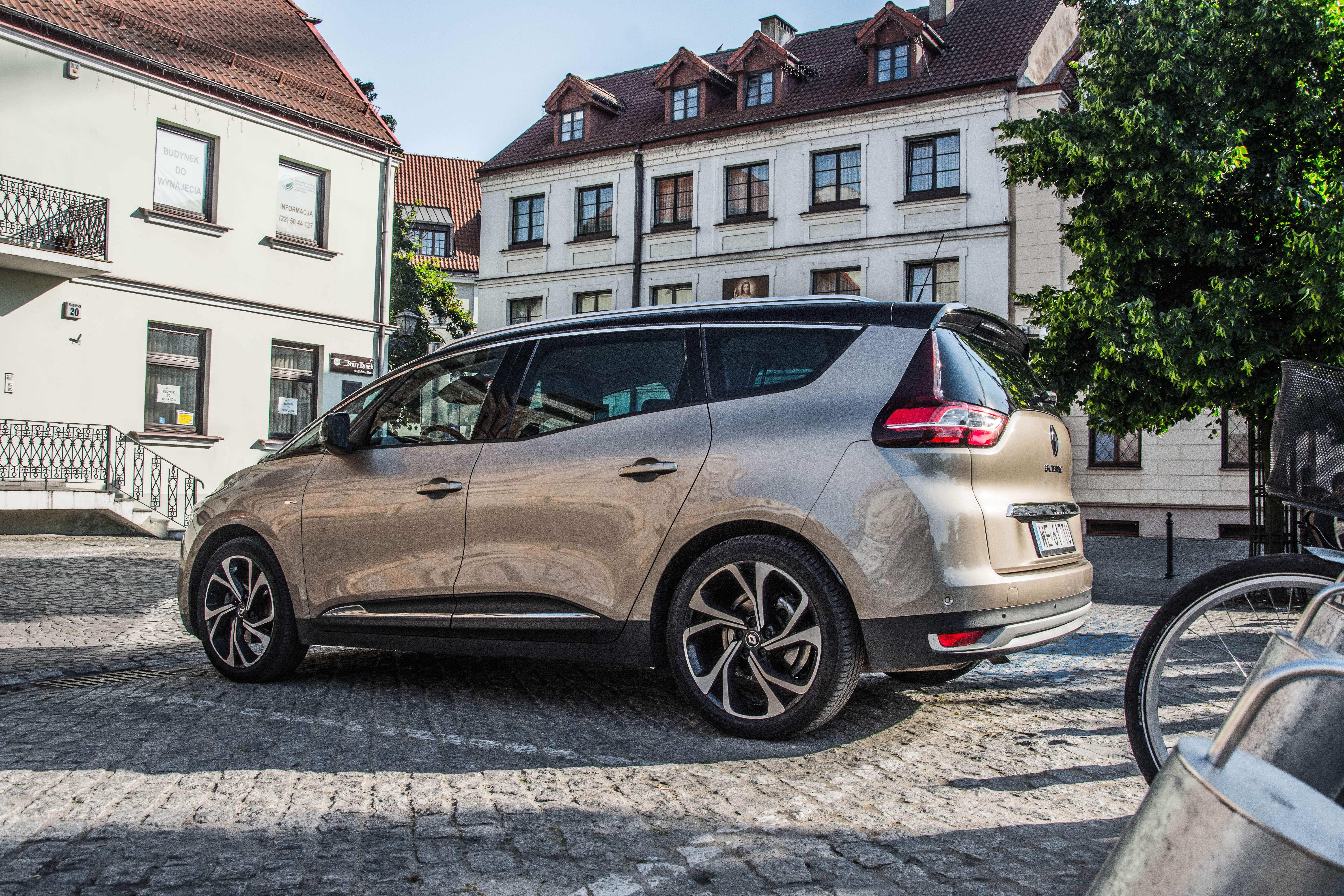 Test: Renault Grand Scenic Intens TCe 160 EDC - wiek nie zawsze oznacza doświadczenie!