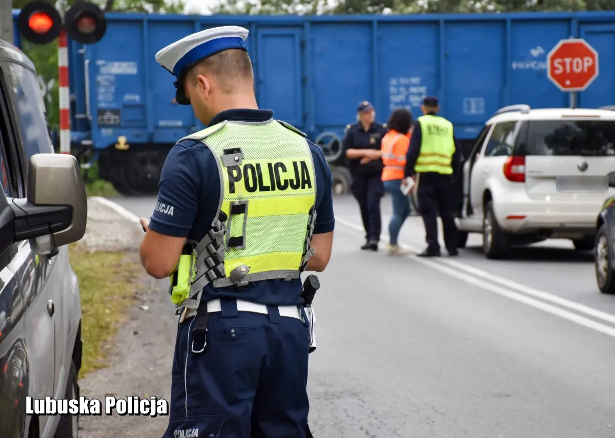 Kamery rejestrujące przejazd na czerwonym świetle na przejazdach kolejowych