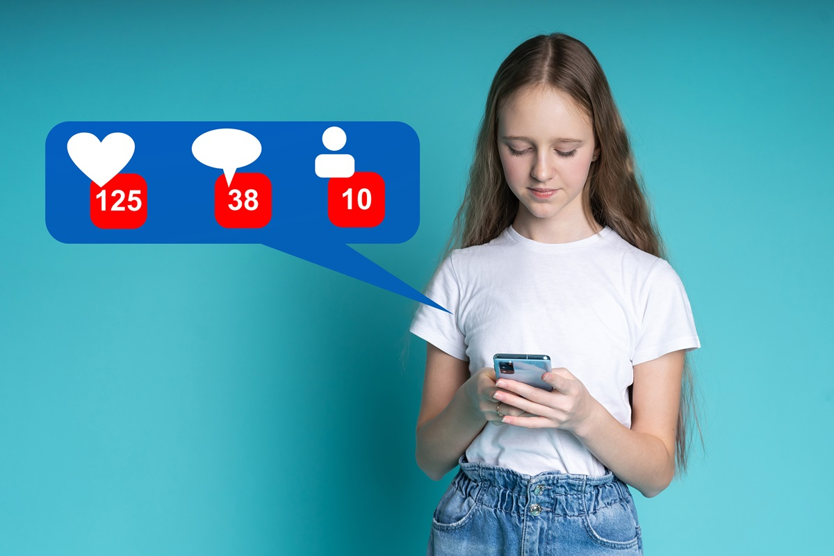 Zbyt młode na media społecznościowe? Ekspert: 15. rok życia to minimum