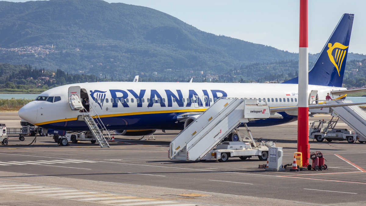 Ryanair, samolot, lotnisko, Modlin