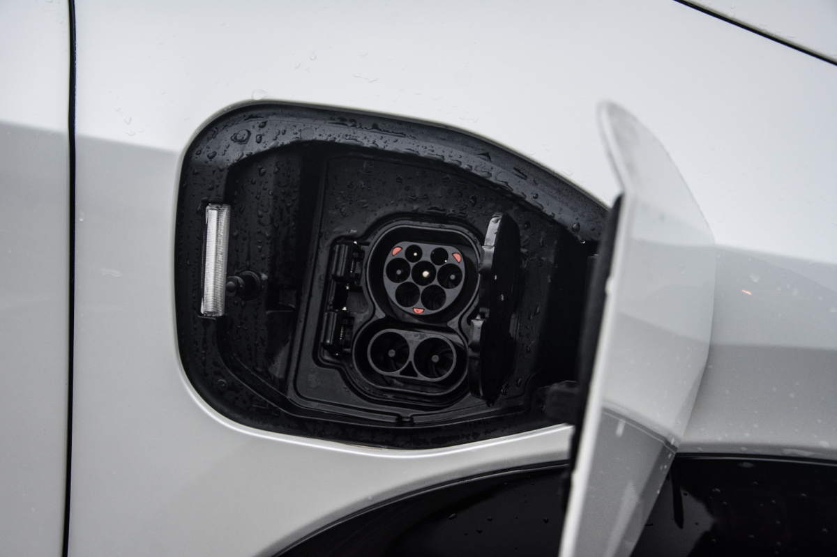 Ładowanie samochodu elektrycznego: denerwuje czy nie?