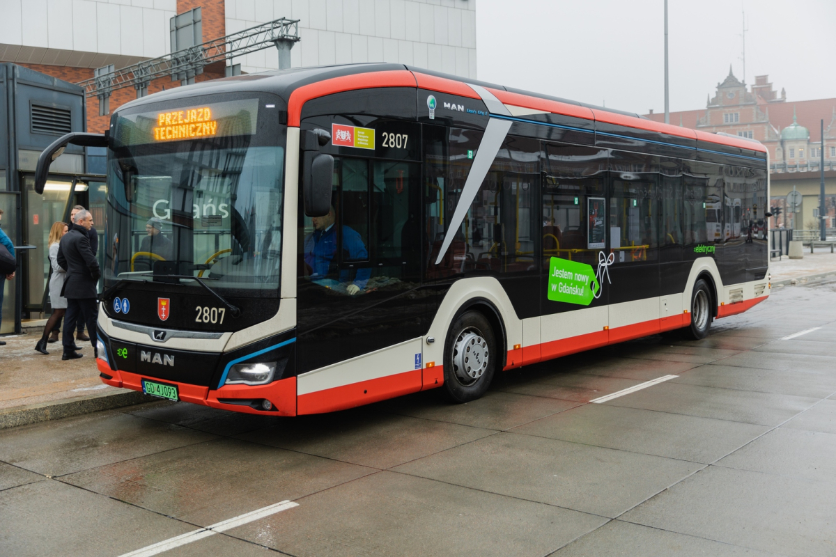 1,4 mld zł na autobusy z KPO. Nowy nabór dofinansuje nie tylko zakup autobusów elektrycznych