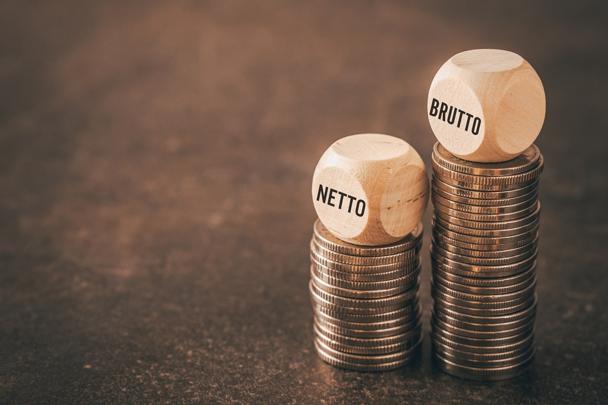 średnia krajowa 2025 netto brutto kalkulator prognoza prognozowane przeciętne wynagrodzenie miesięczne